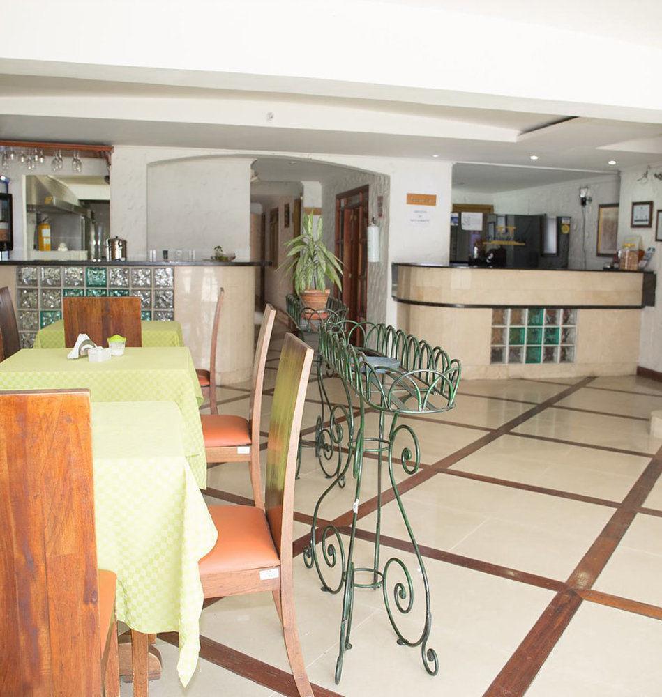 Hotel Ayenda 1223 Porton De La 10 Medellín Esterno foto