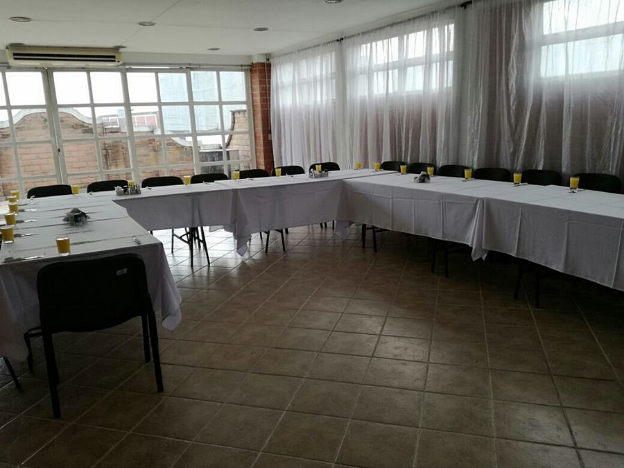 Hotel Ayenda 1223 Porton De La 10 Medellín Esterno foto