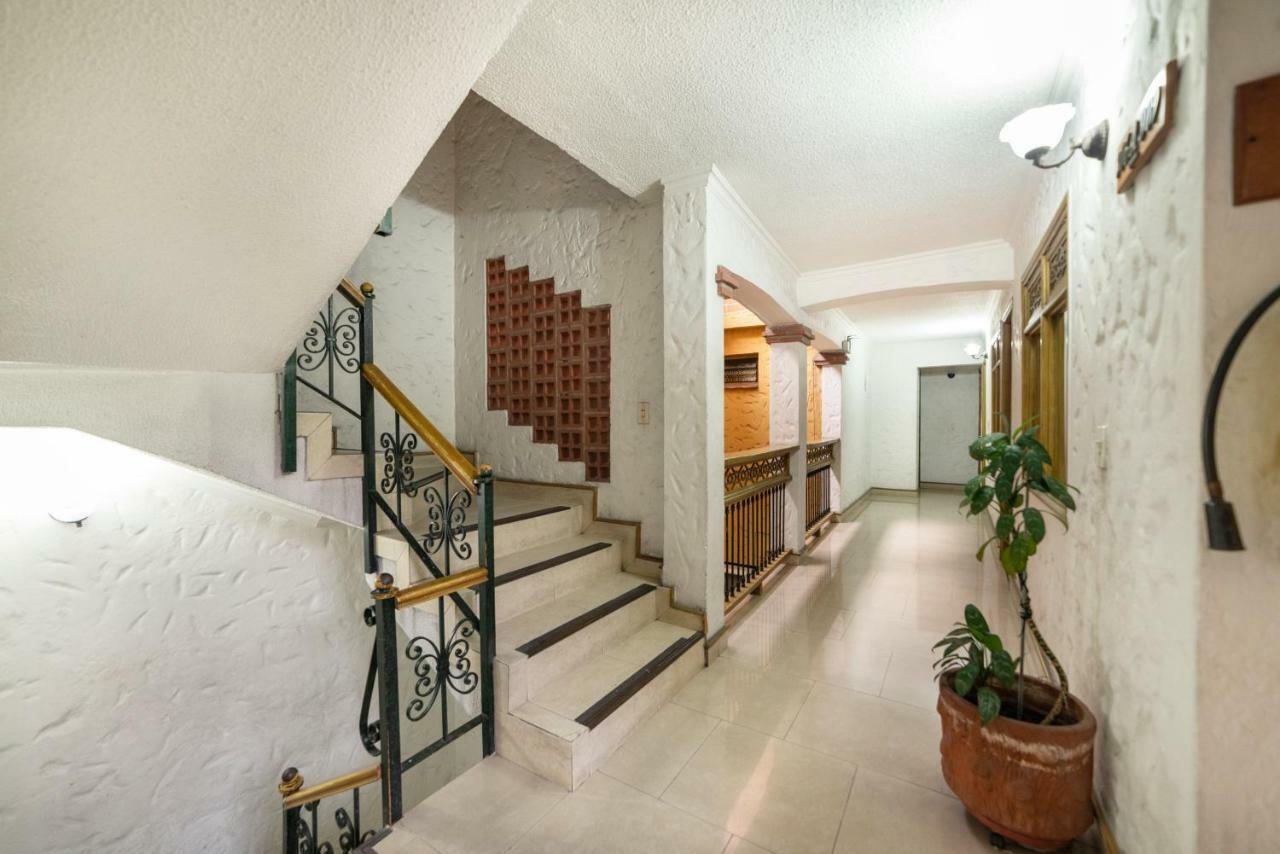 Hotel Ayenda 1223 Porton De La 10 Medellín Esterno foto